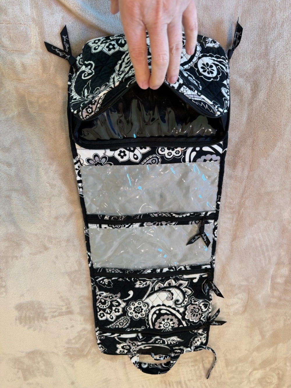 Vera Bradley Black & White Floral Hanging Travel Organizer
